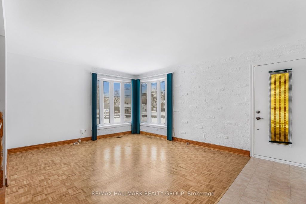 Photo of 80 Cadieux Street S, Hawkesbury, ON K6A 2W1 (MLS # X12608772)