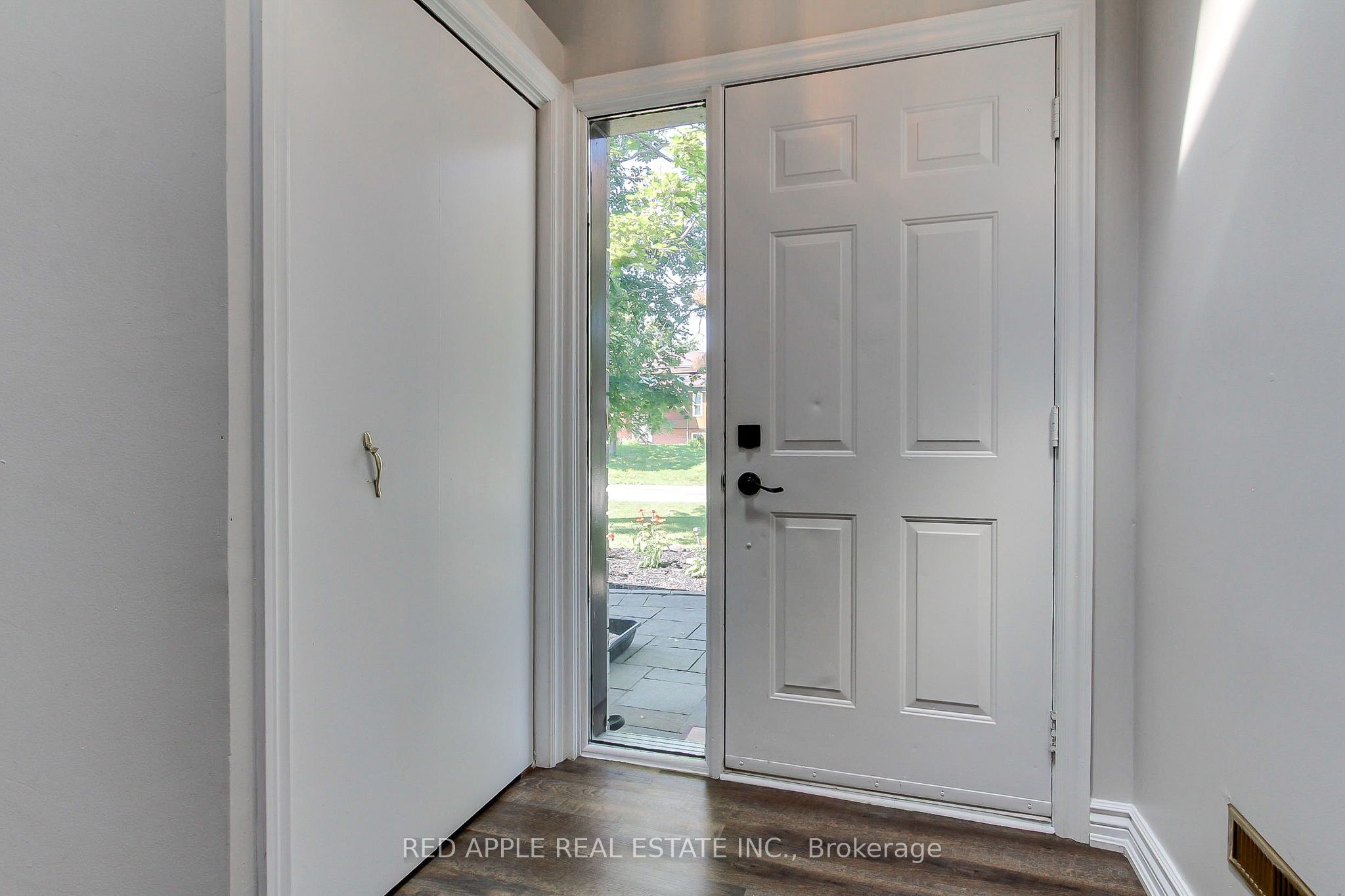 2277 Scythes Street
