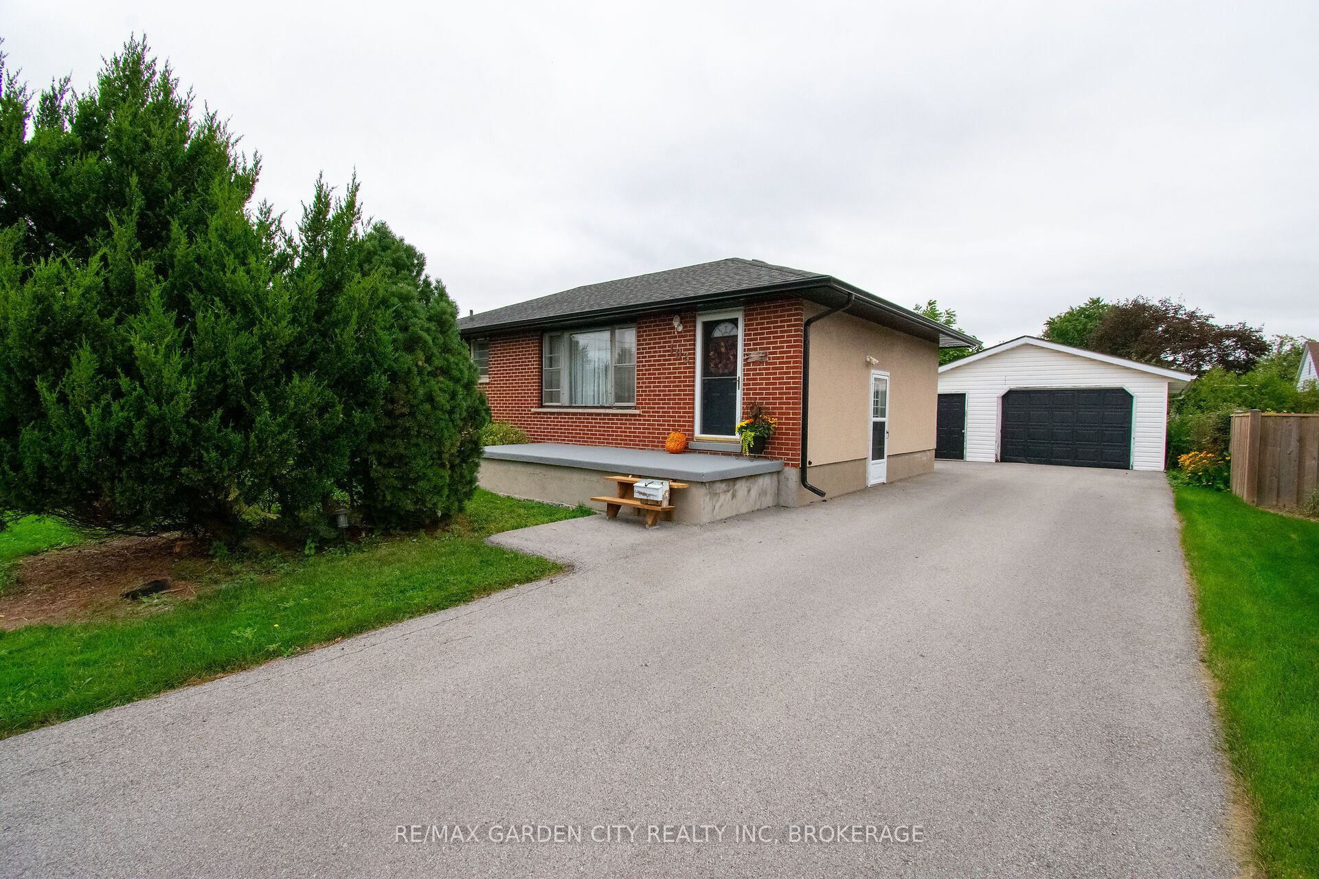103 Kilgour Avenue