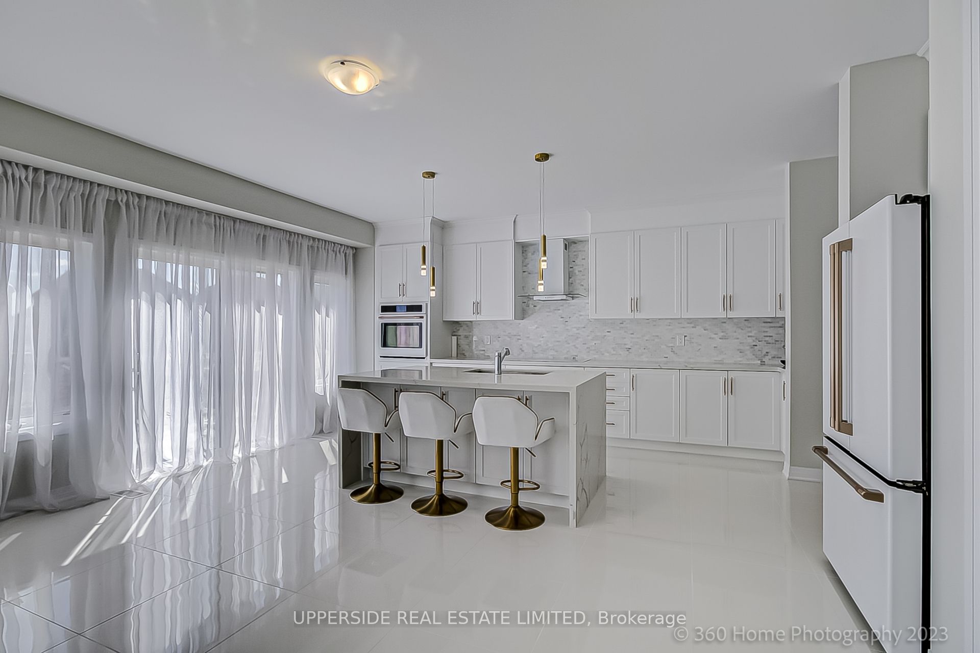 1702 CORSAL Court
