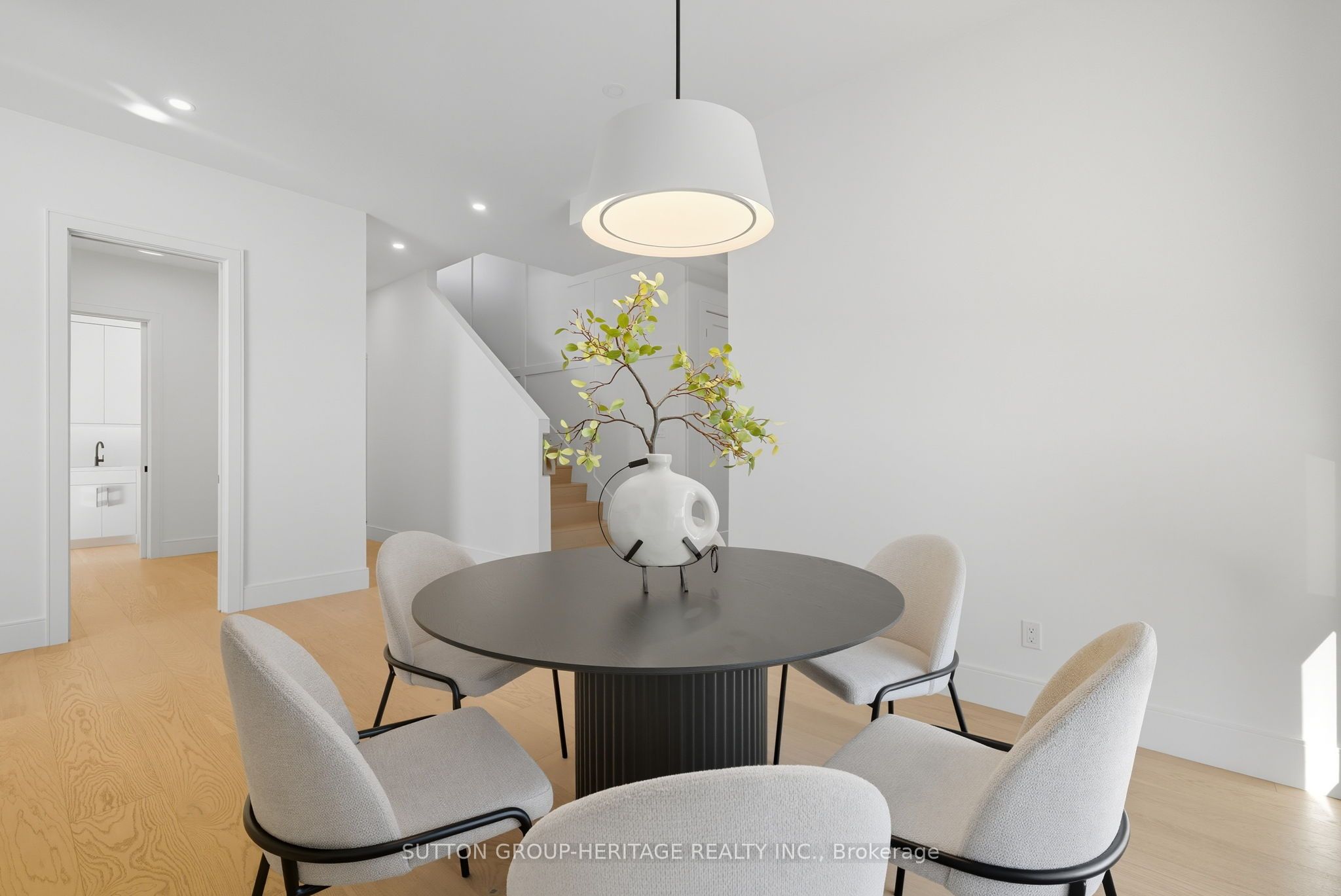 120B Cochrane Street