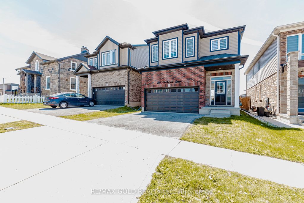 Photo of 60 Saddlebrook Court, Kitchener, ON N2R 0P6 (MLS # X13087934)