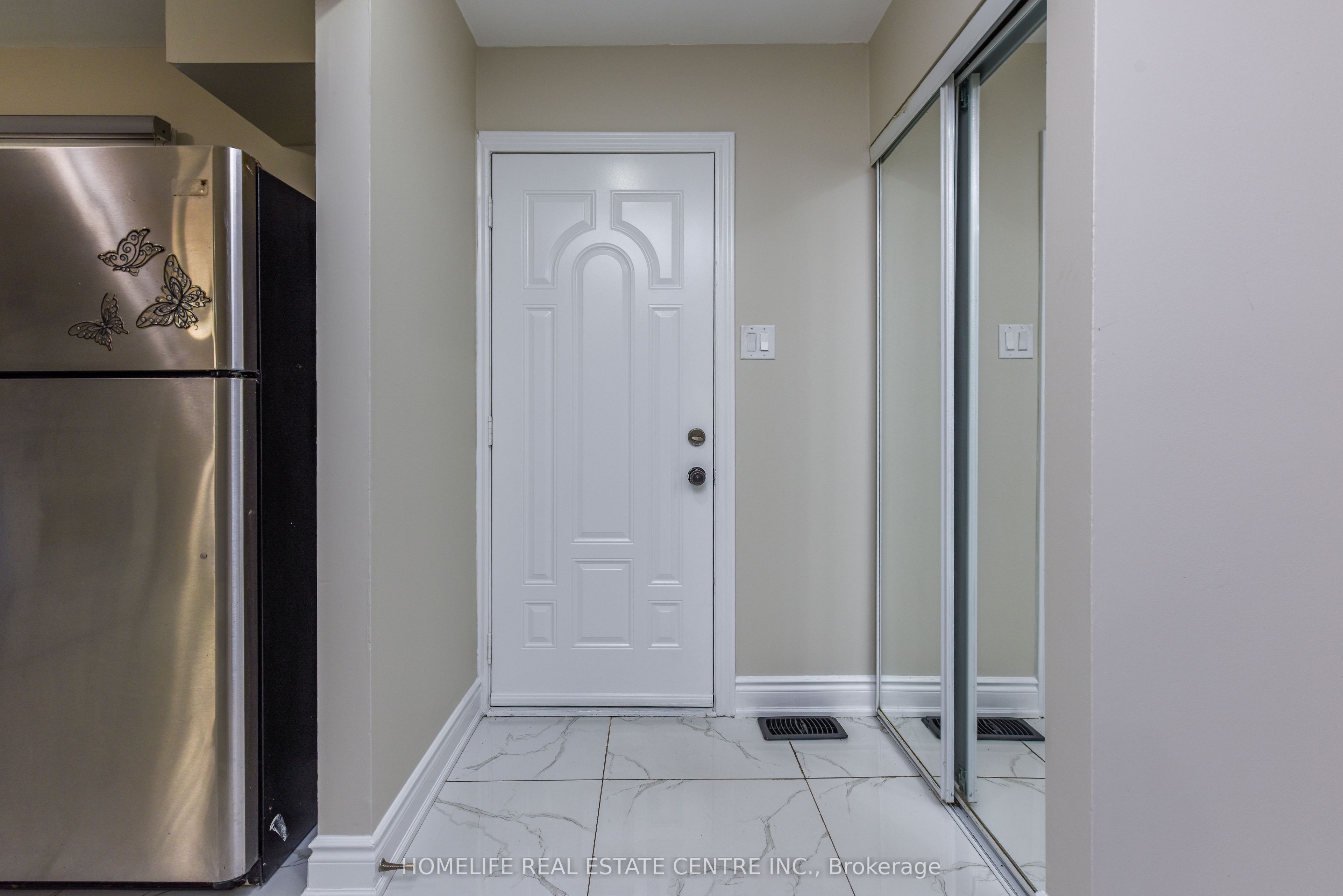 2 Hilda Court