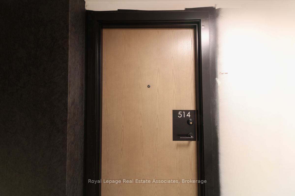 2300 St. Clair Avenue W 514