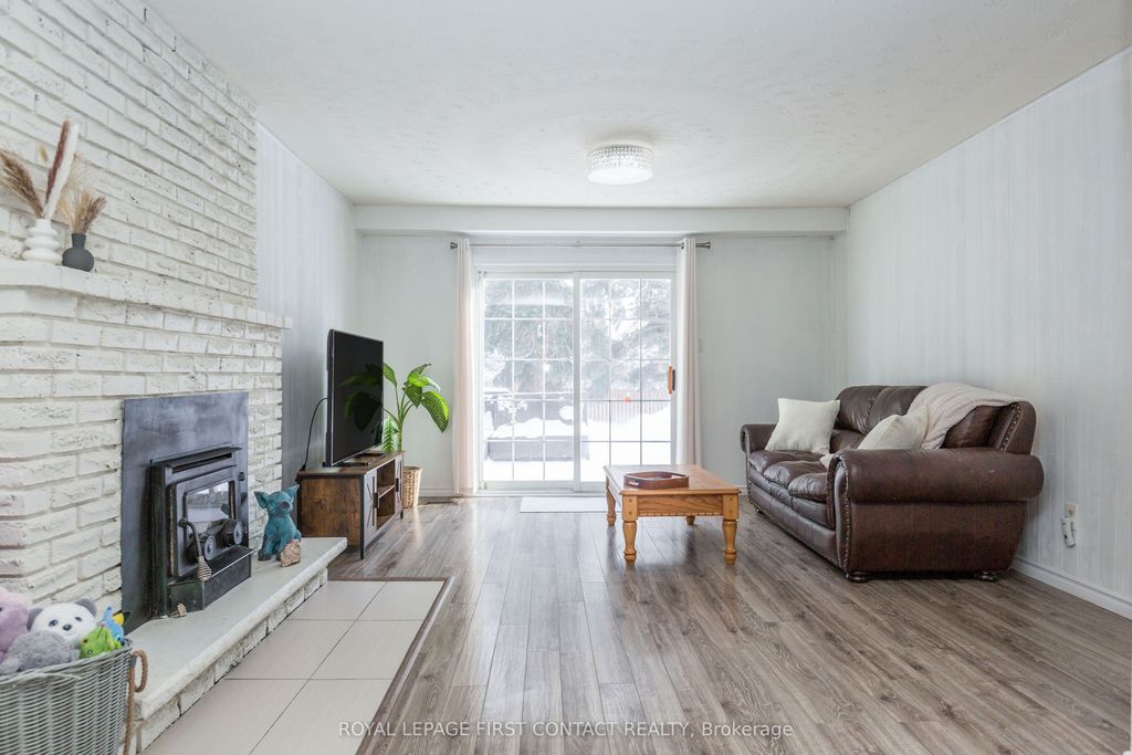 Photo of 3 Oren Boulevard, Barrie, ON L4N 4T3 (MLS # S13025540)