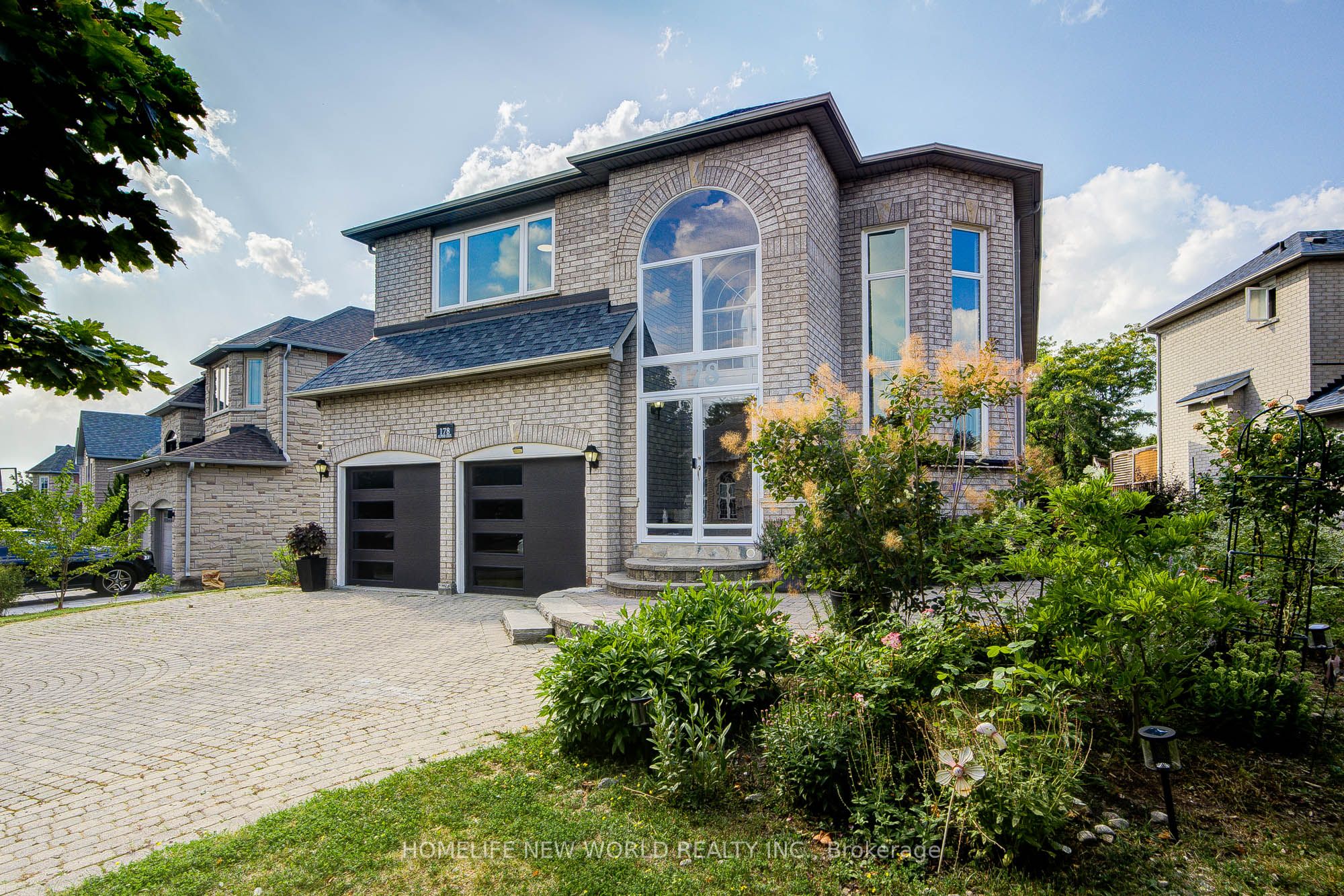 178 Alpine Crescent