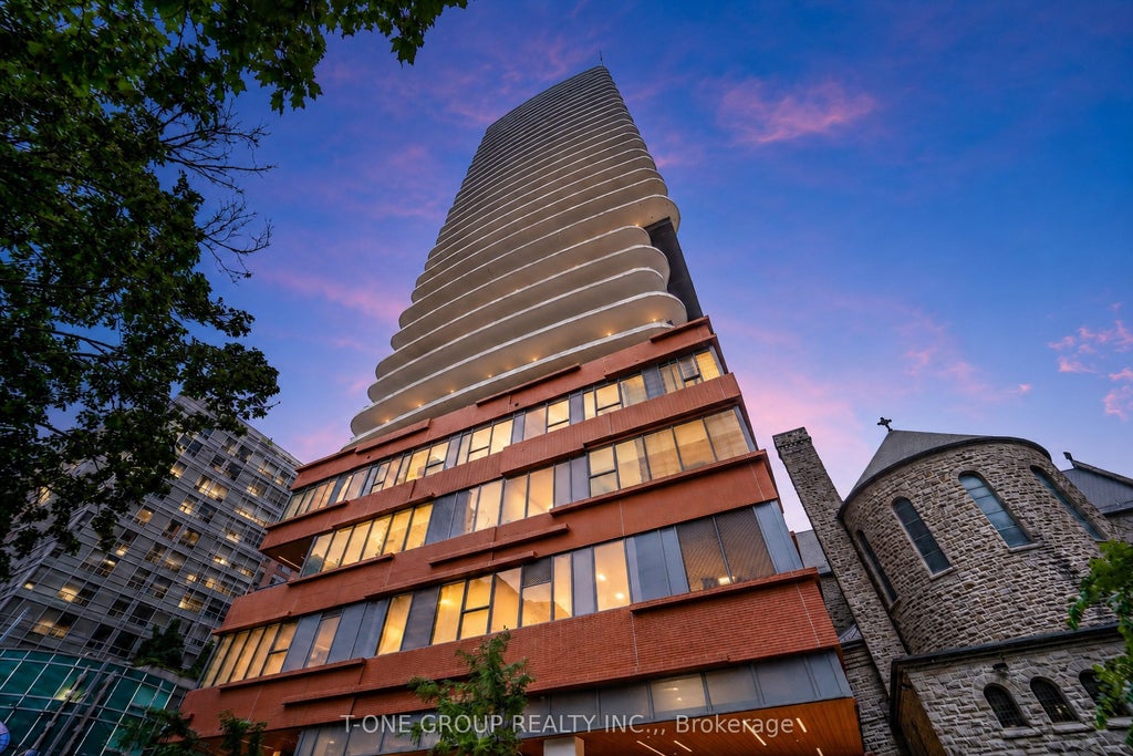 Photo of 280 Dundas Street W #1803, Toronto, ON M5T 0E3 (MLS # C13655584)