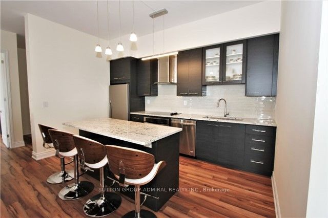 9088 Yonge Street Lph6