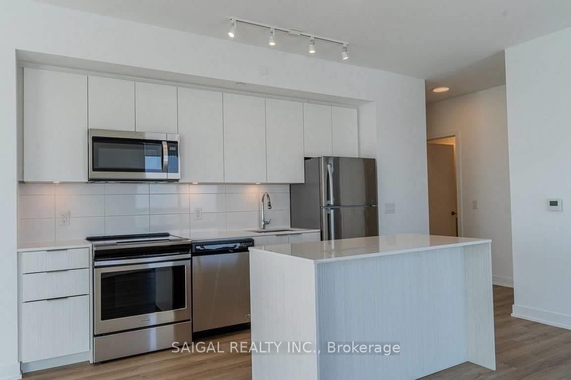 5249 Dundas Street W 3703