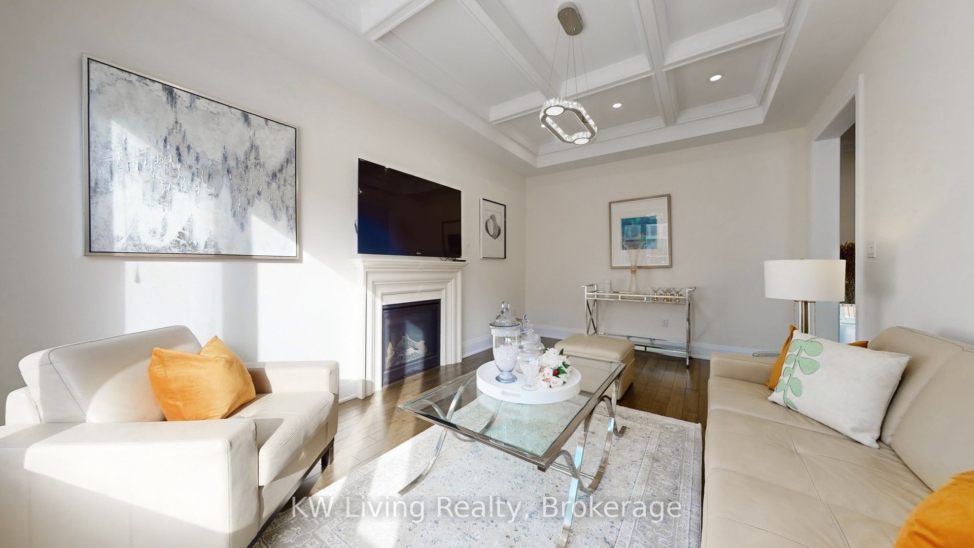 92 Giardina Crescent N