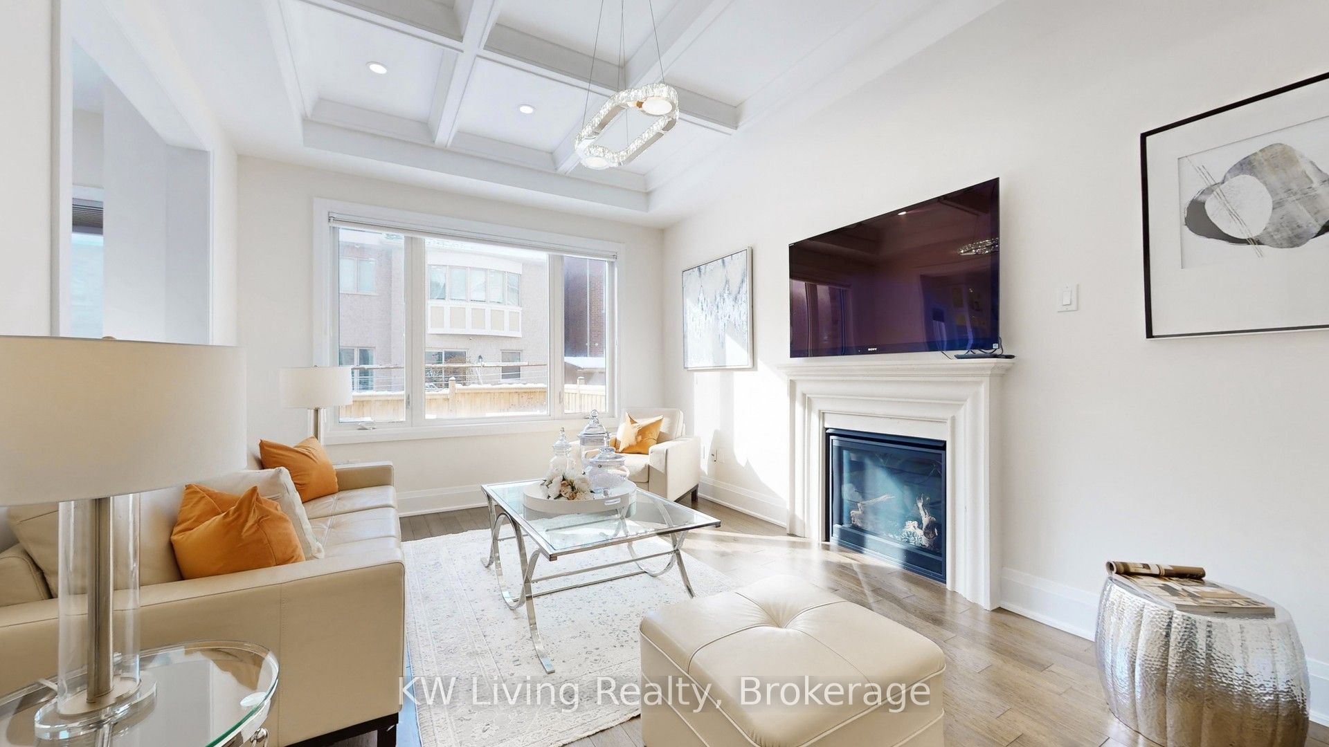 92 Giardina Crescent N