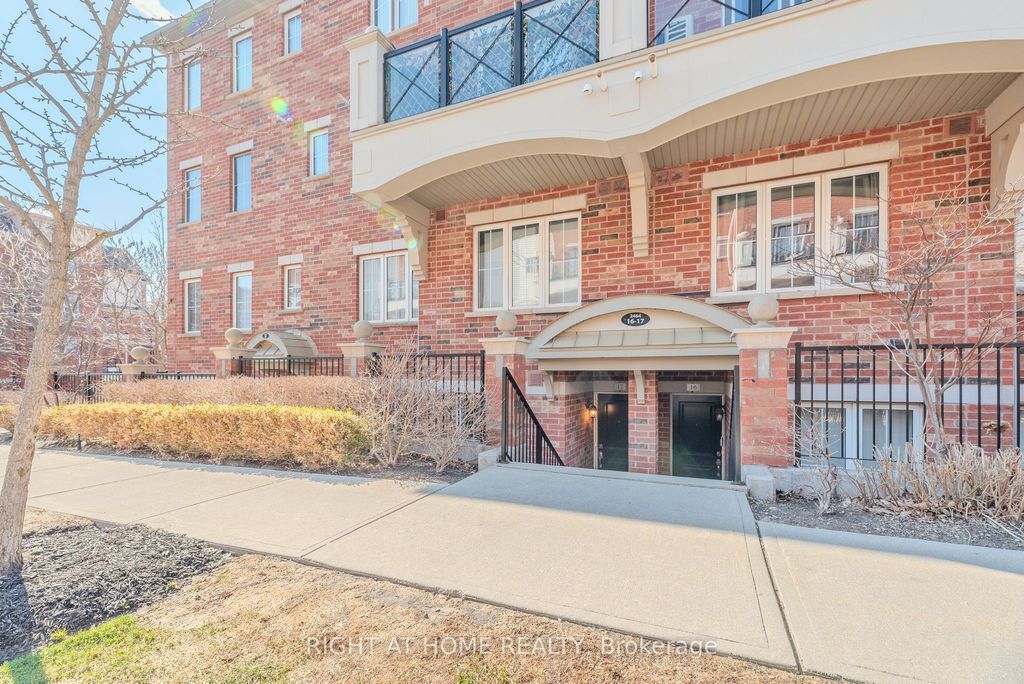 Photo of 2464 Post Road #17, Oakville, ON L6H 0J2 (MLS # W13082076)