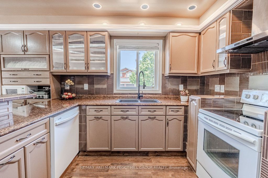 Photo of 68 Coughlin Road, Barrie, ON L4N 0L5 (MLS # S12616790)