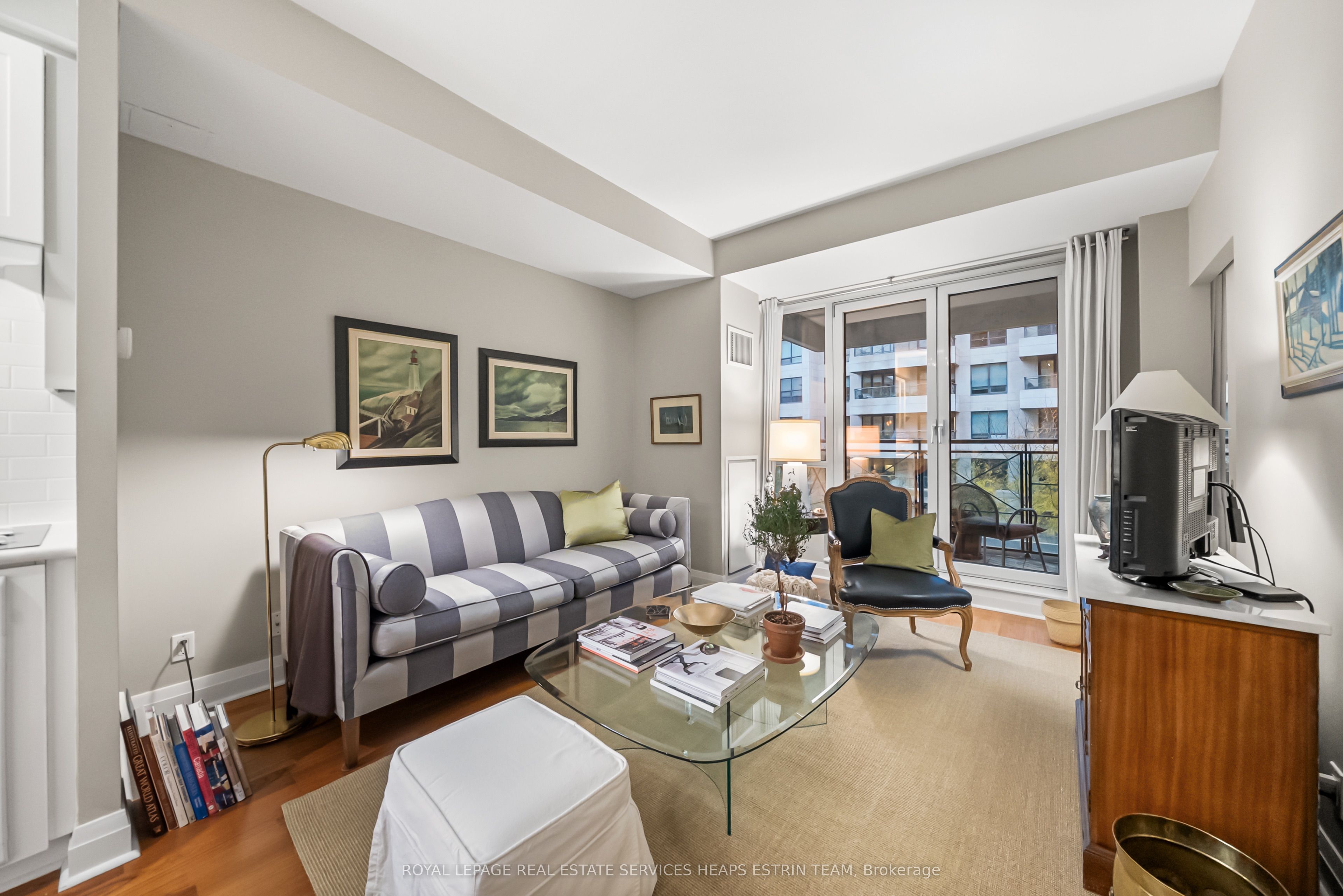 20 Scrivener Square 620