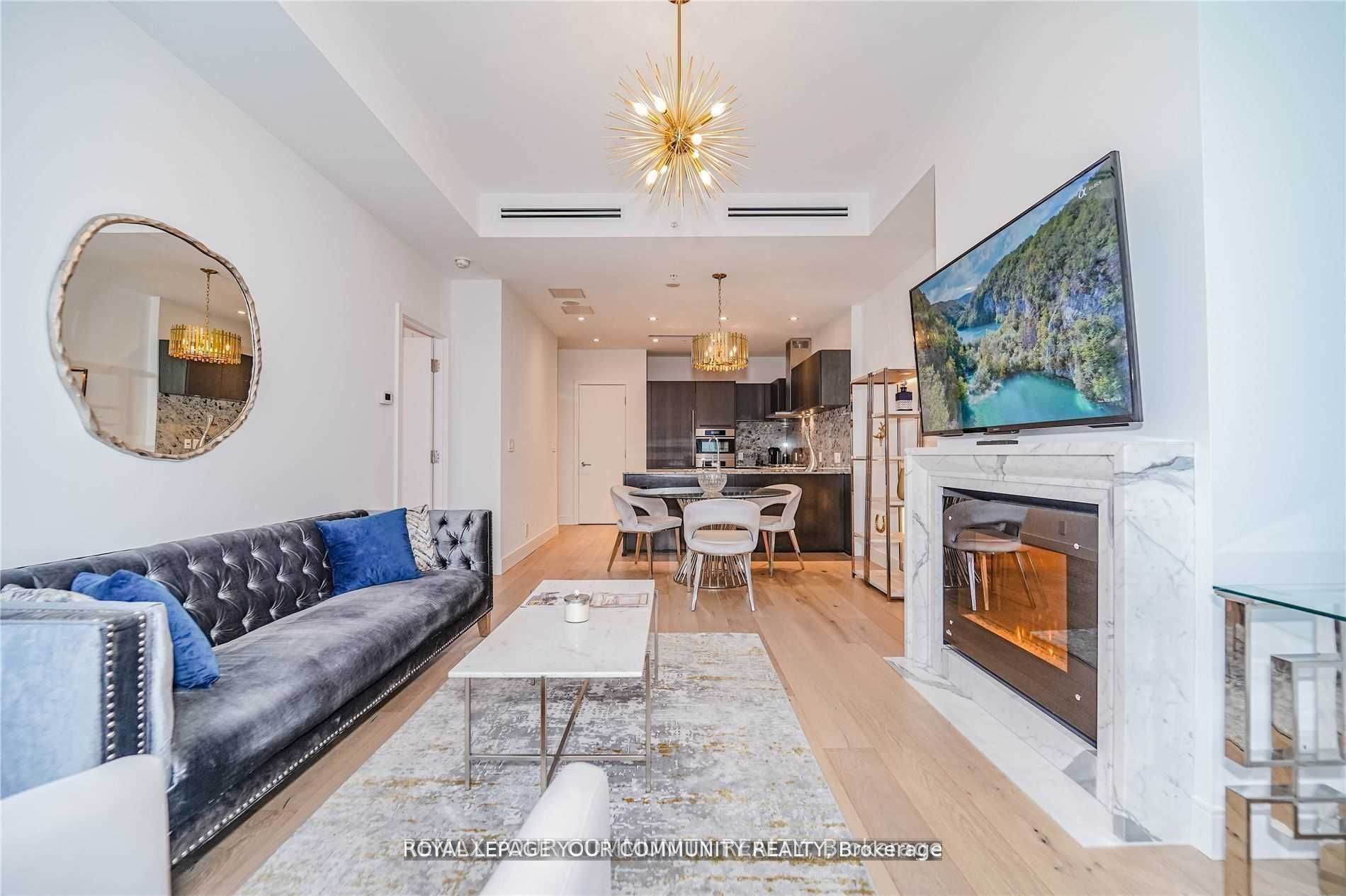 180 University Avenue 5207