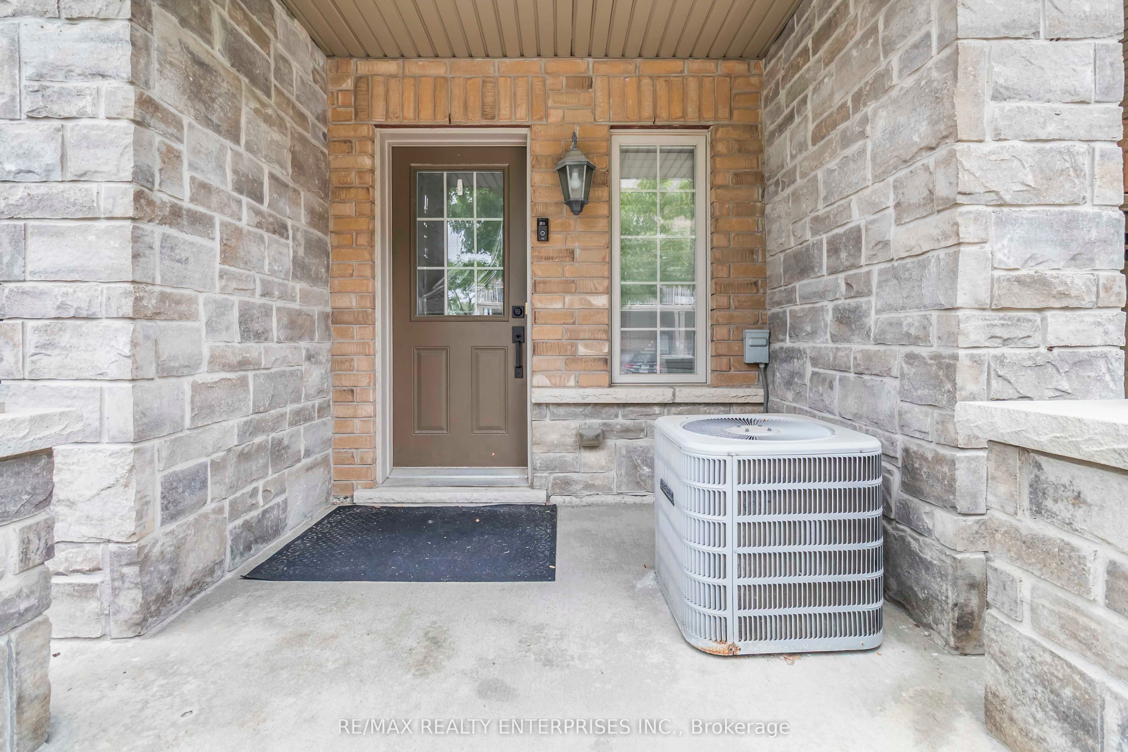 1401 Plains Road E 93