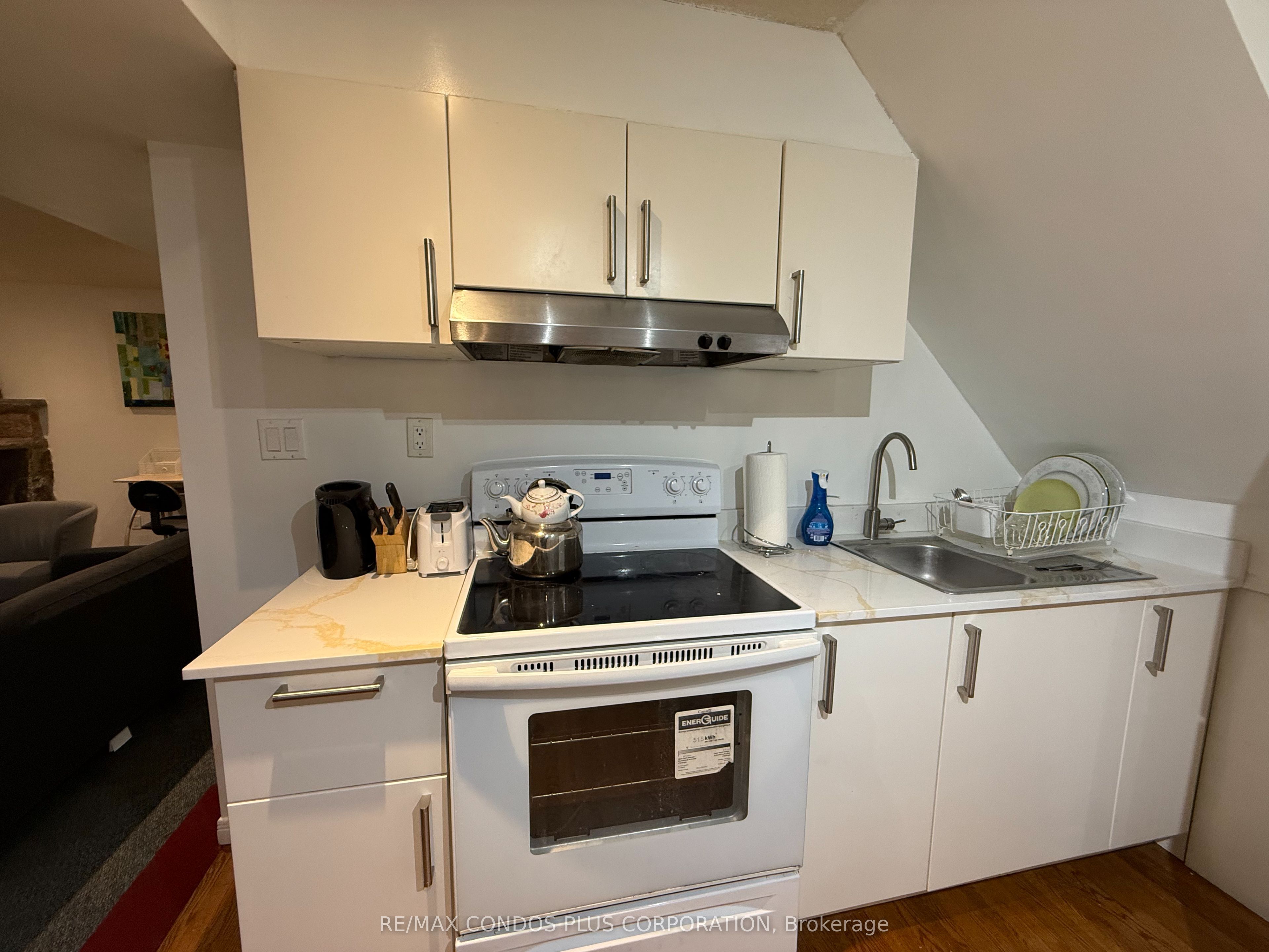 7 Mckelvey Drive Lower Level