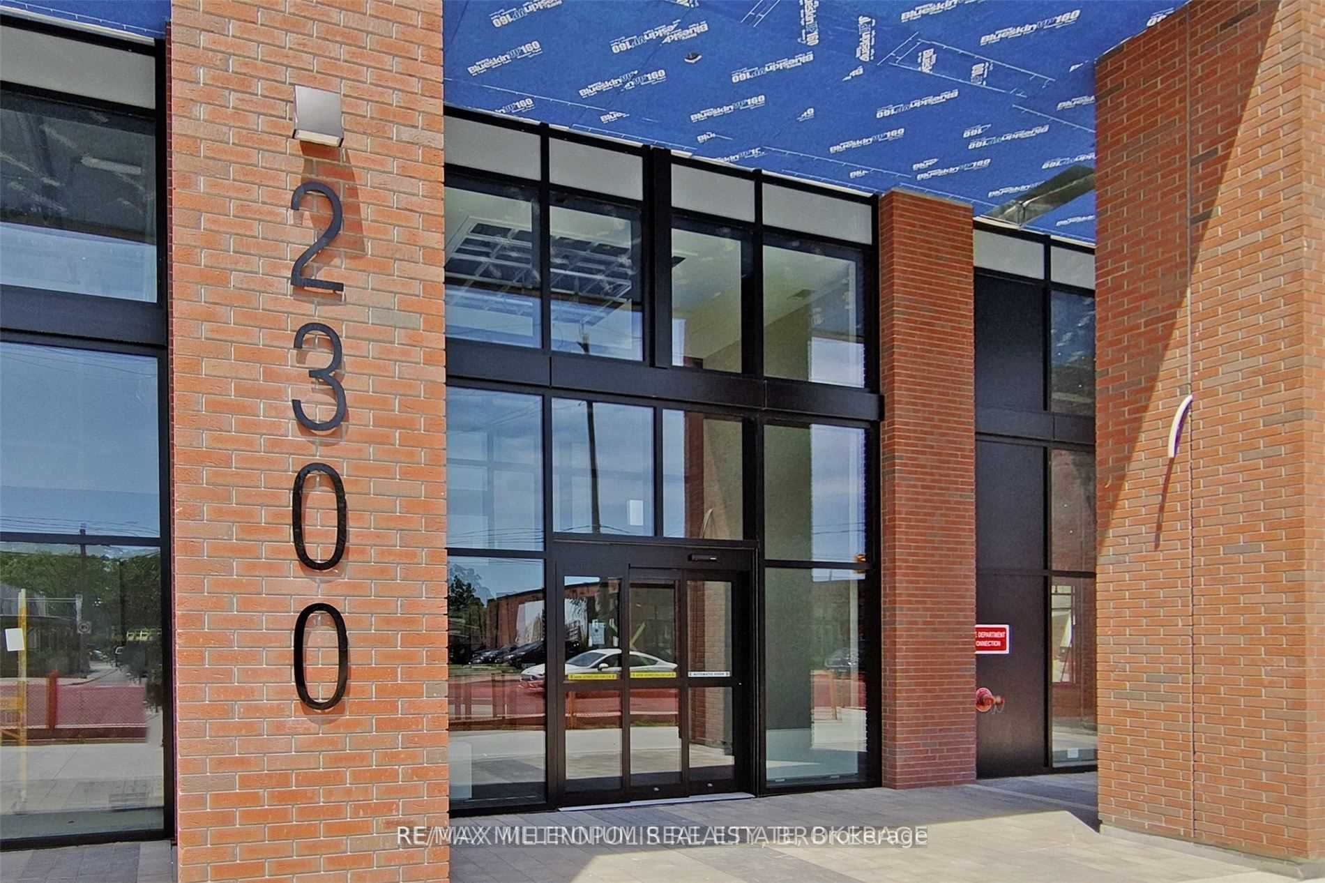 2300 St Clair Avenue W 807
