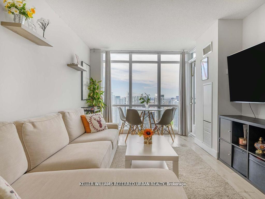 11 Brunel Court 4702