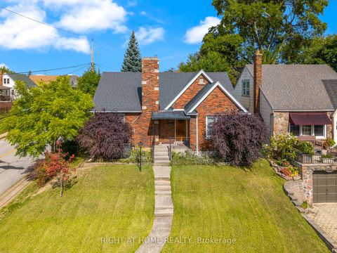 5201 Valley Way Niagara Falls ON L2E 1X3