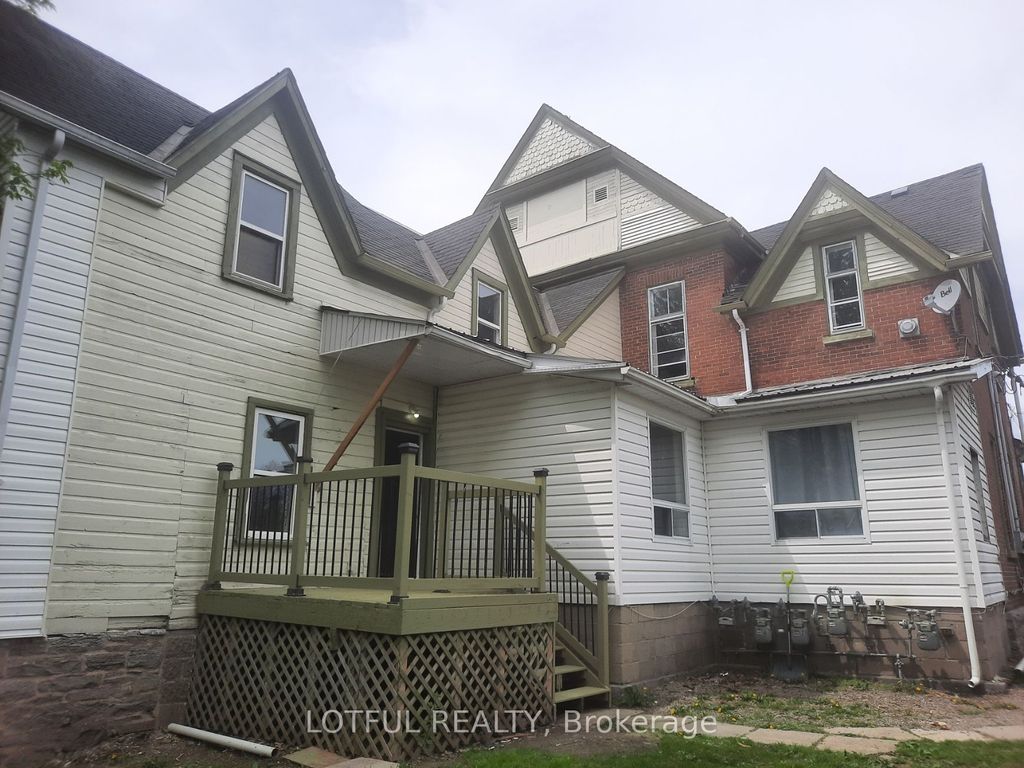 Photo of 33 lakeshore Drive, South Dundas, ON K0C 1X0 (MLS # X12956578)