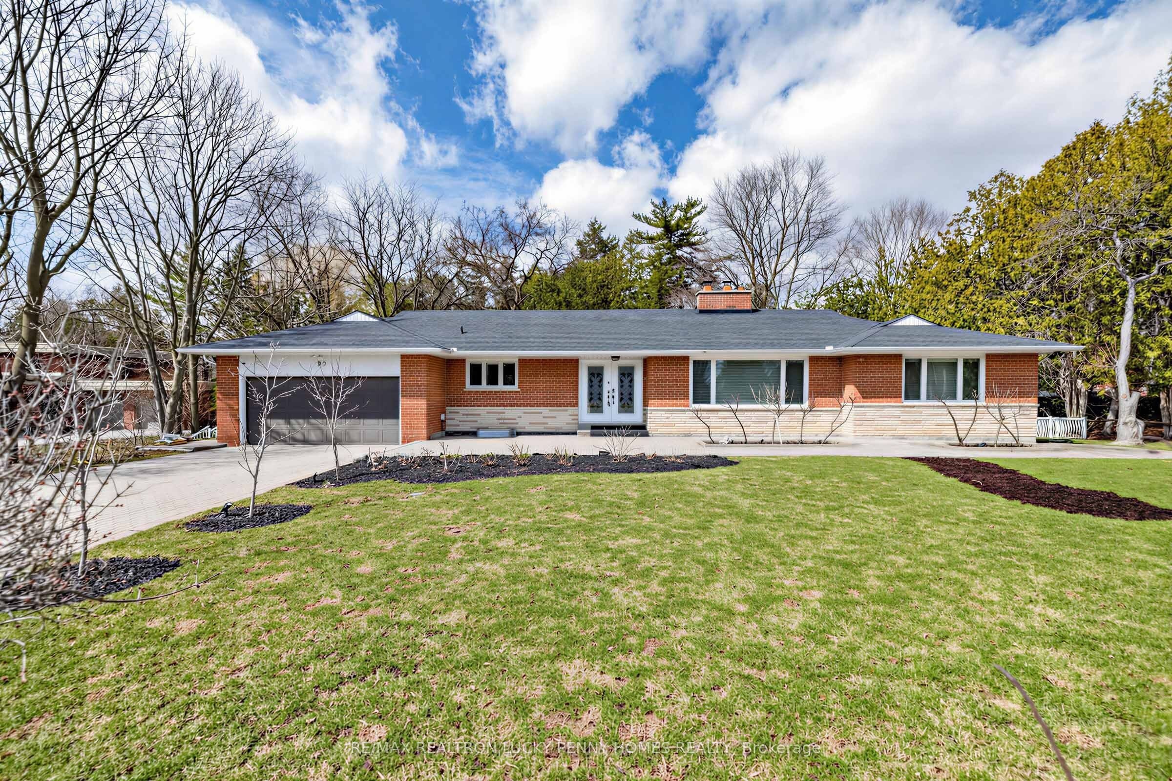 29 Glenbourne Park Drive