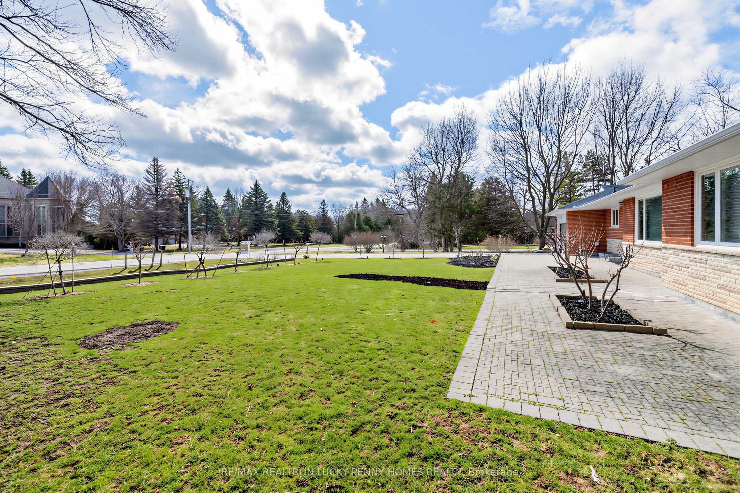 29 Glenbourne Park Drive