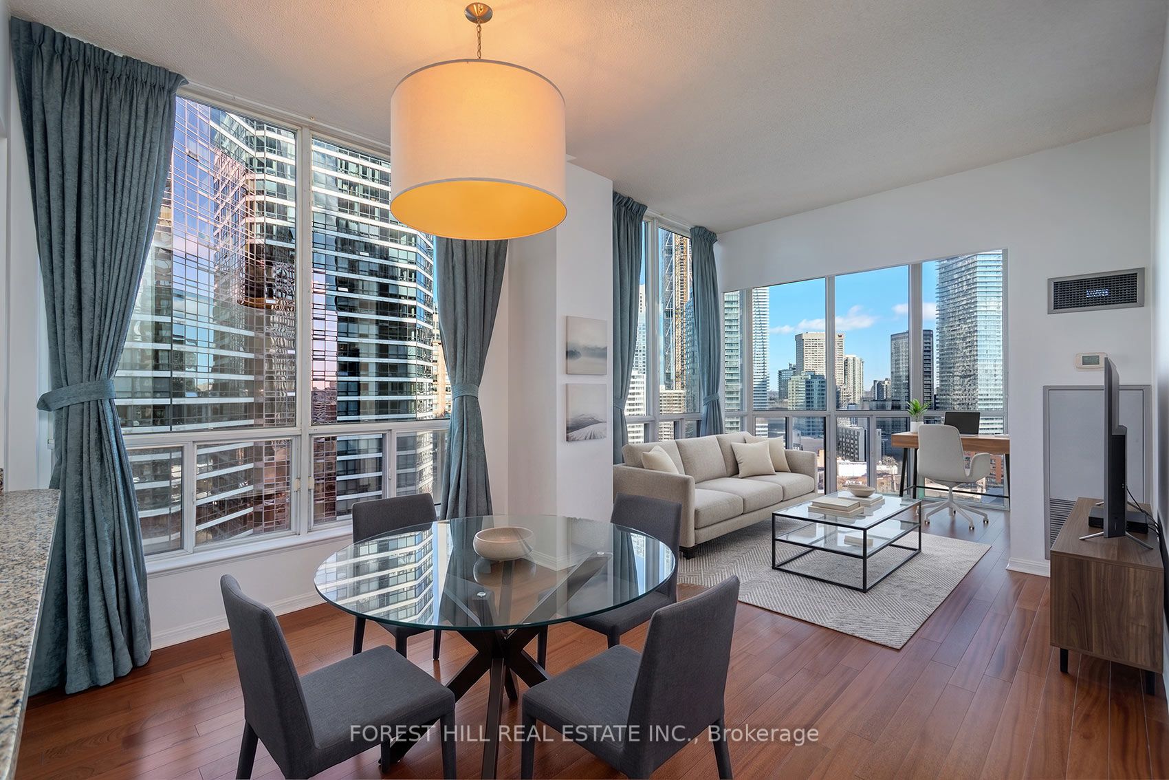 24 Wellesley Street W 2405