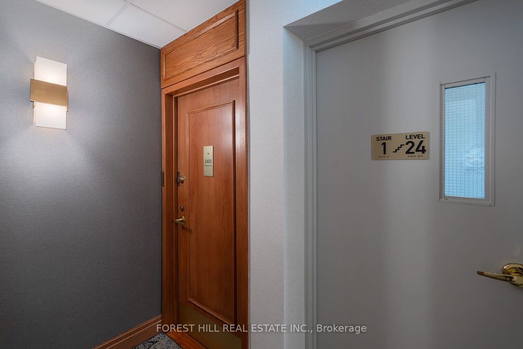 Photo of 24 Wellesley Street W #2405, Toronto, ON M4Y 2X6 (MLS # C13027182)