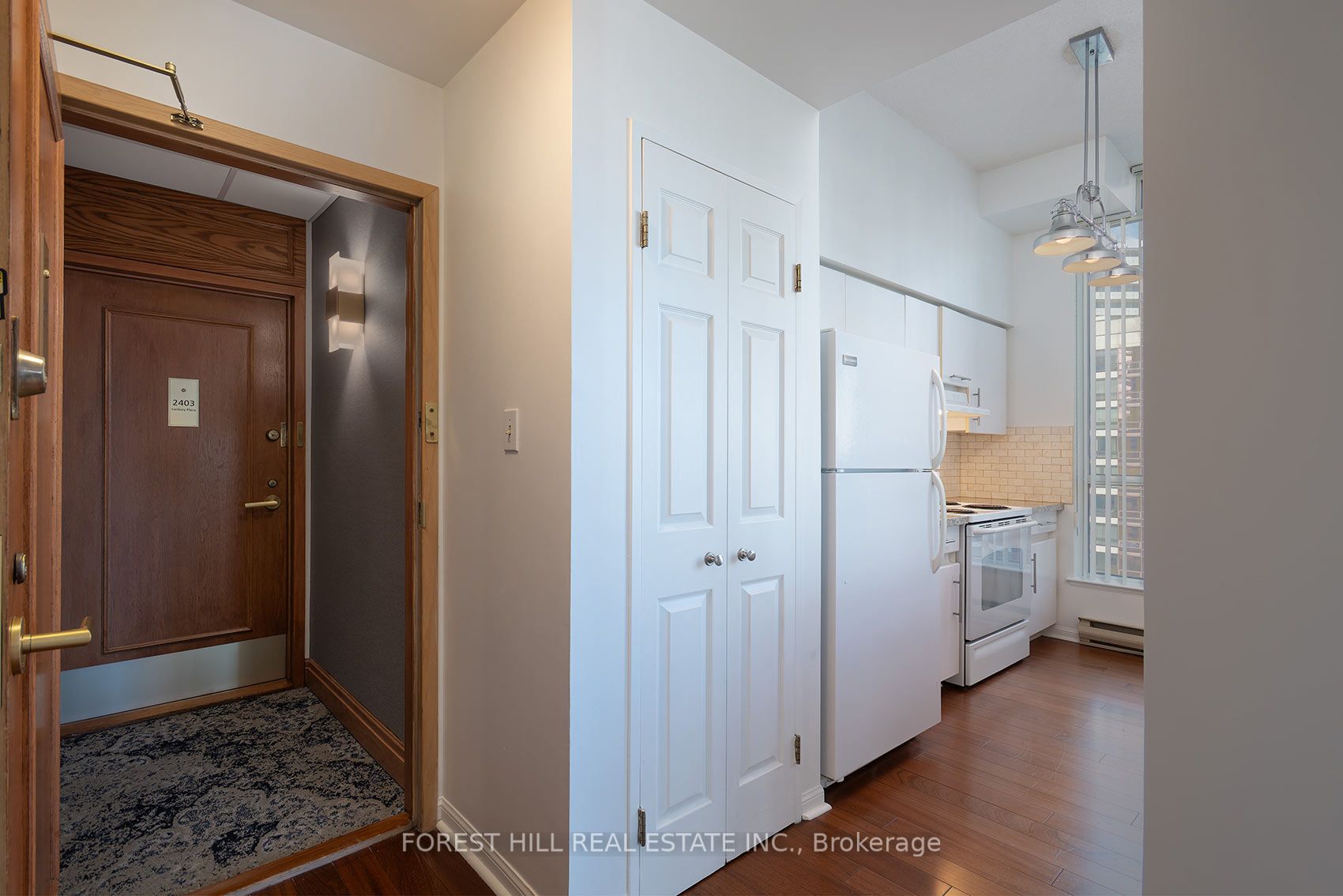 24 Wellesley Street W 2405