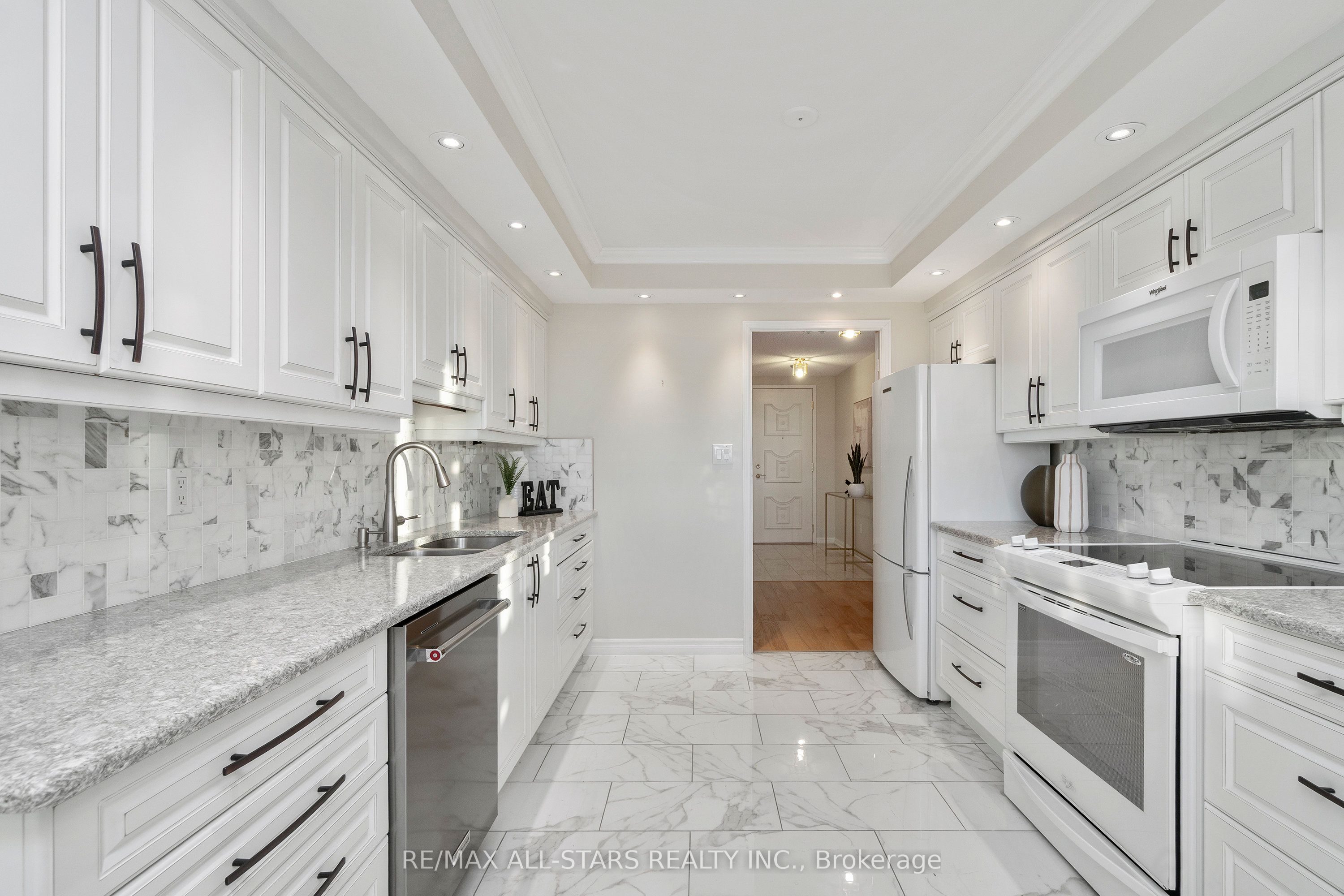 610 Bullock Drive 611