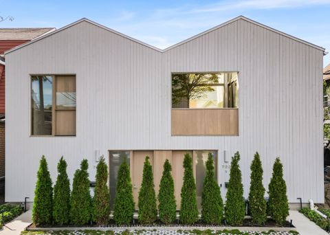 722 Lansdowne Avenue Toronto ON M6H 3Y8