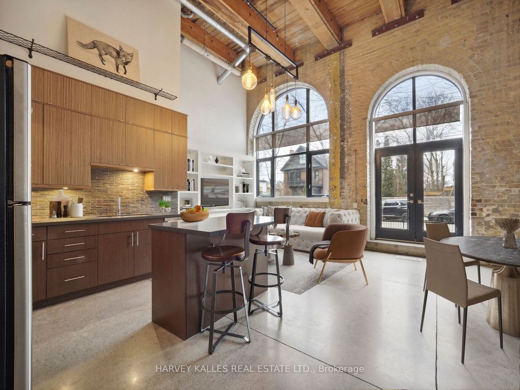 Photo of 363 Sorauren Avenue #110, Toronto, ON M6R 3C1 (MLS # W12427414)