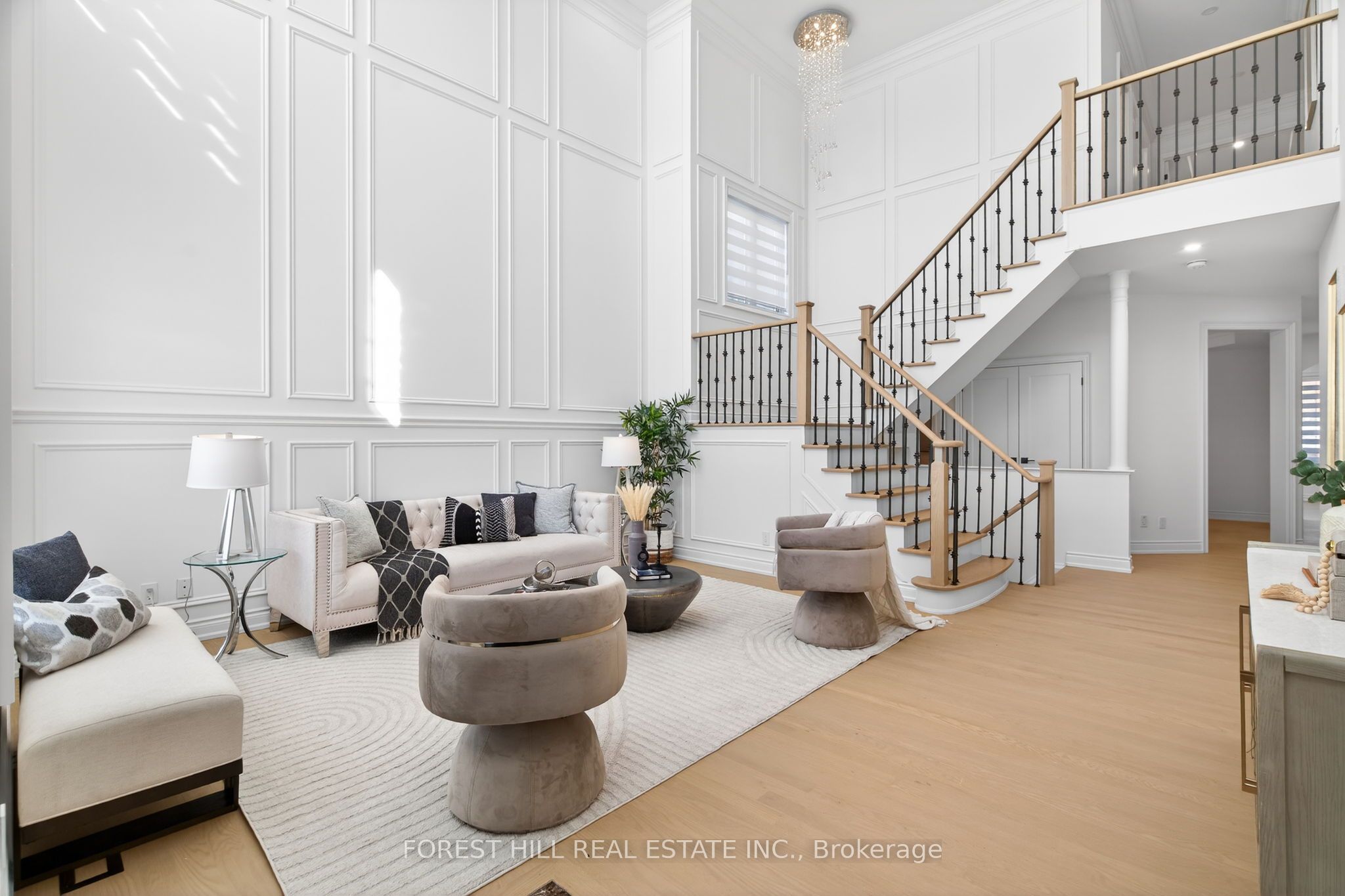 749 Via Romano Boulevard