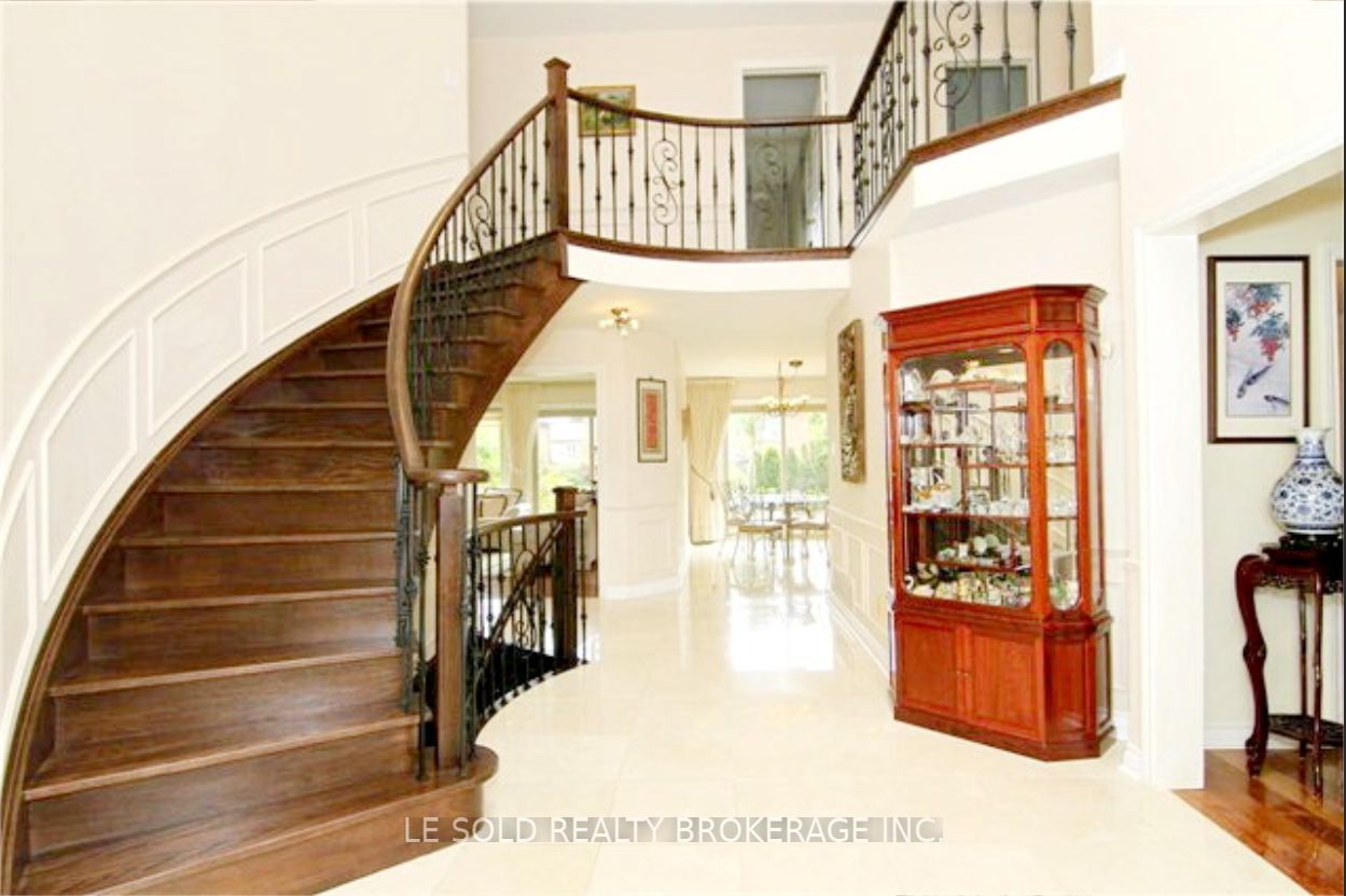 347 Fern Avenue 2flr Rm