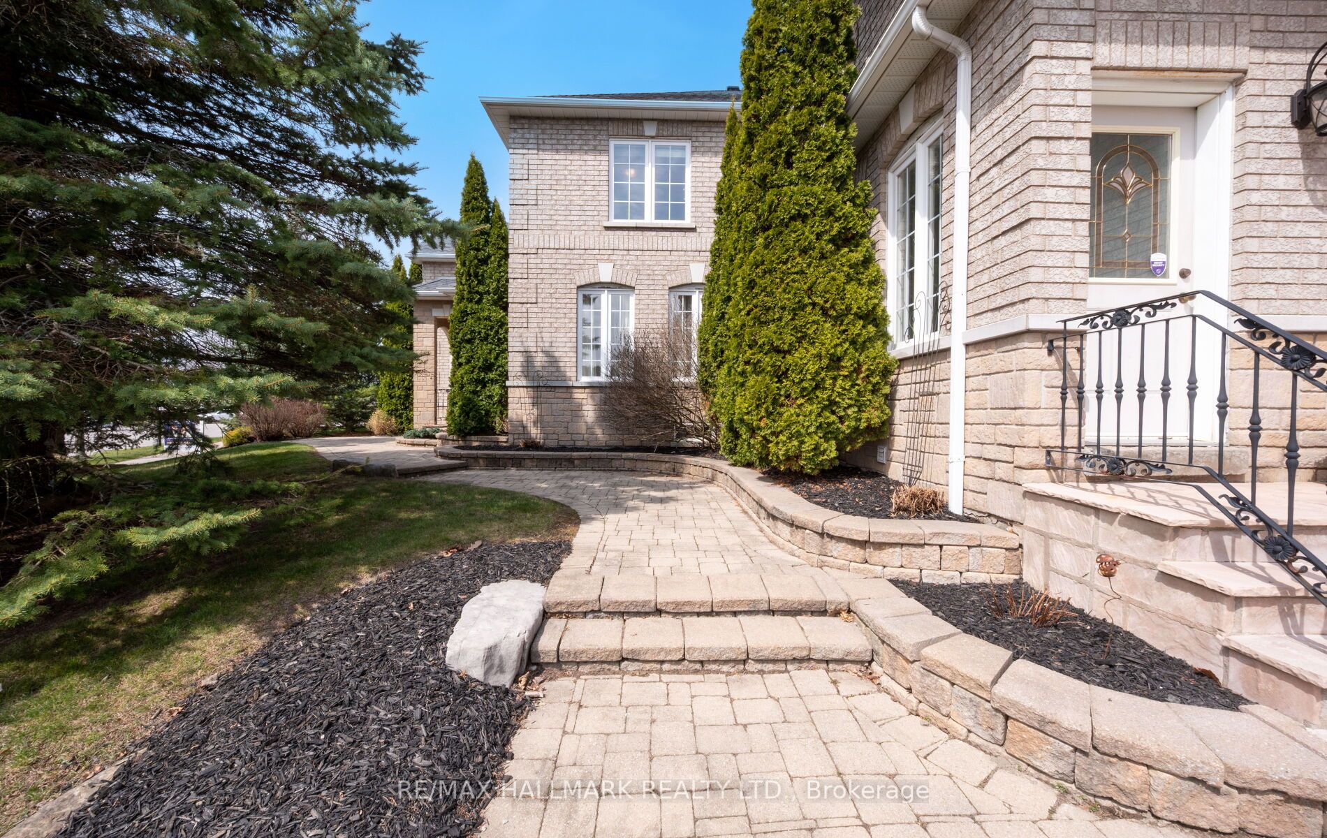 37 Witherspoon Way