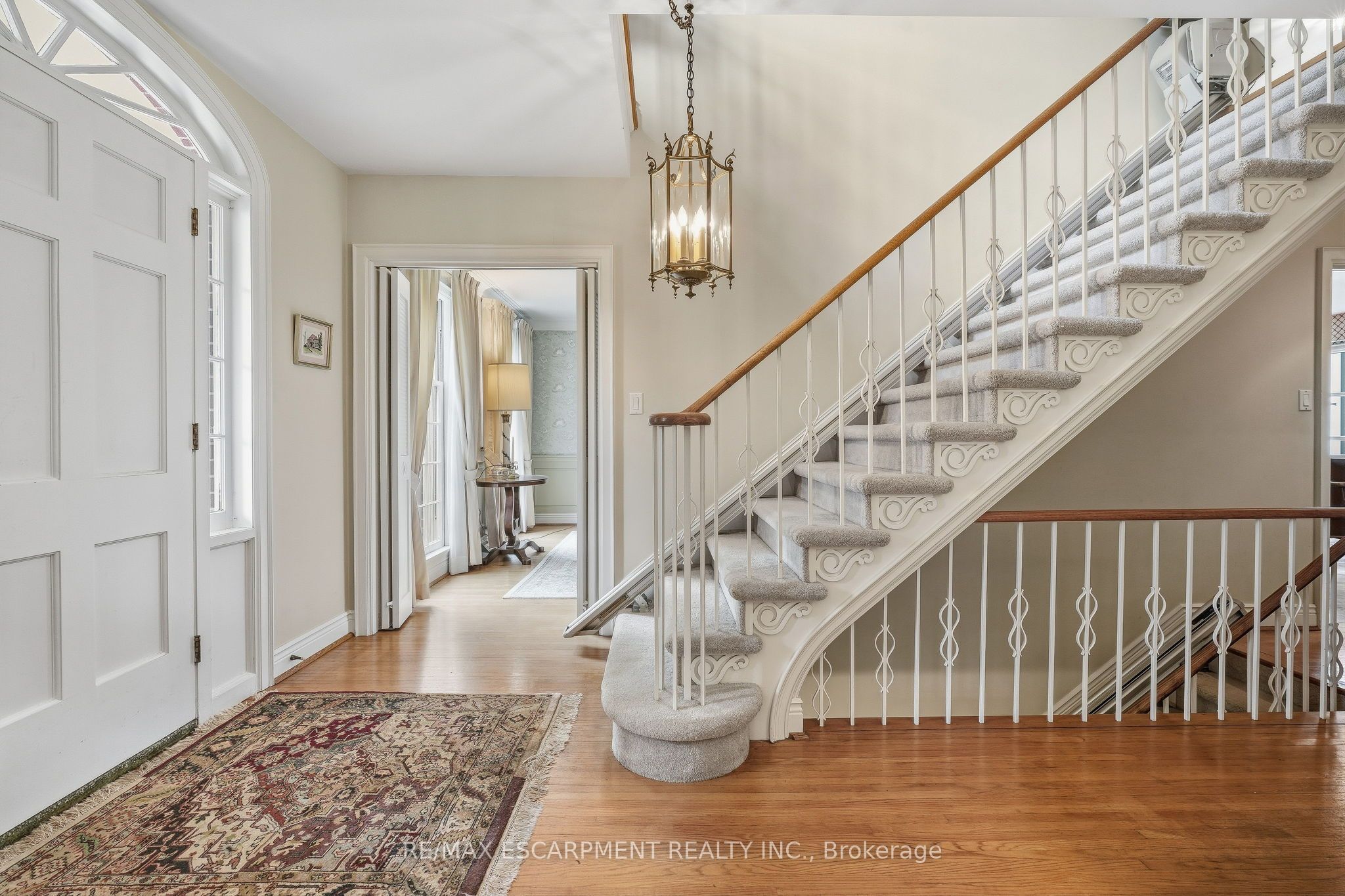 152 BRECKONDALE Court
