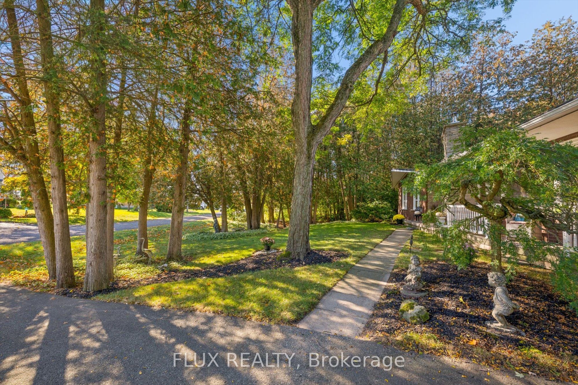 42 Greenwood Road