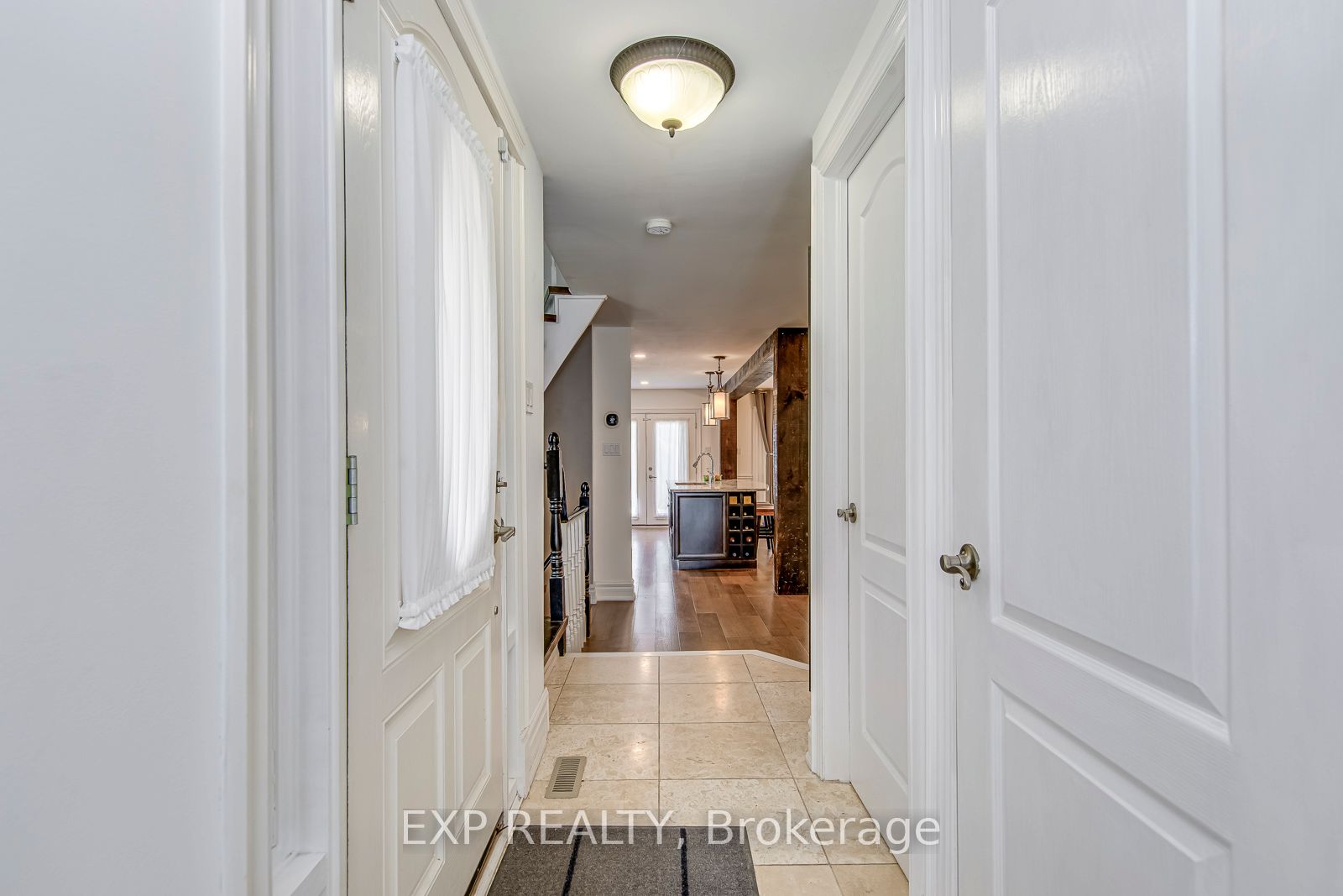 1225 Hedgestone Crescent