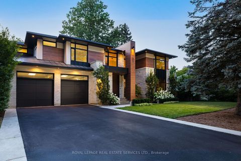 1471 Rogerswood Court Mississauga ON L5J 1R7