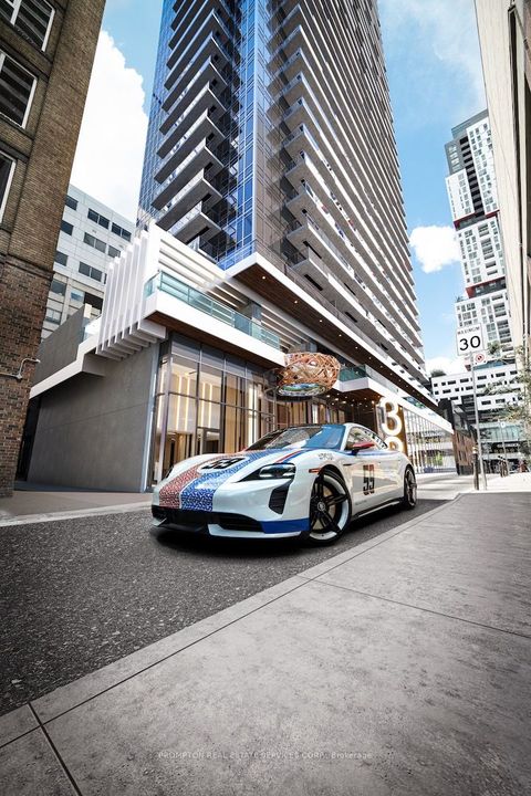 38 Widmer Street 3702 Toronto ON M5V 0P7