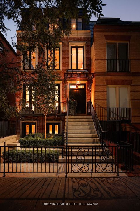 112 Hazelton Avenue Toronto ON M5R 2E5