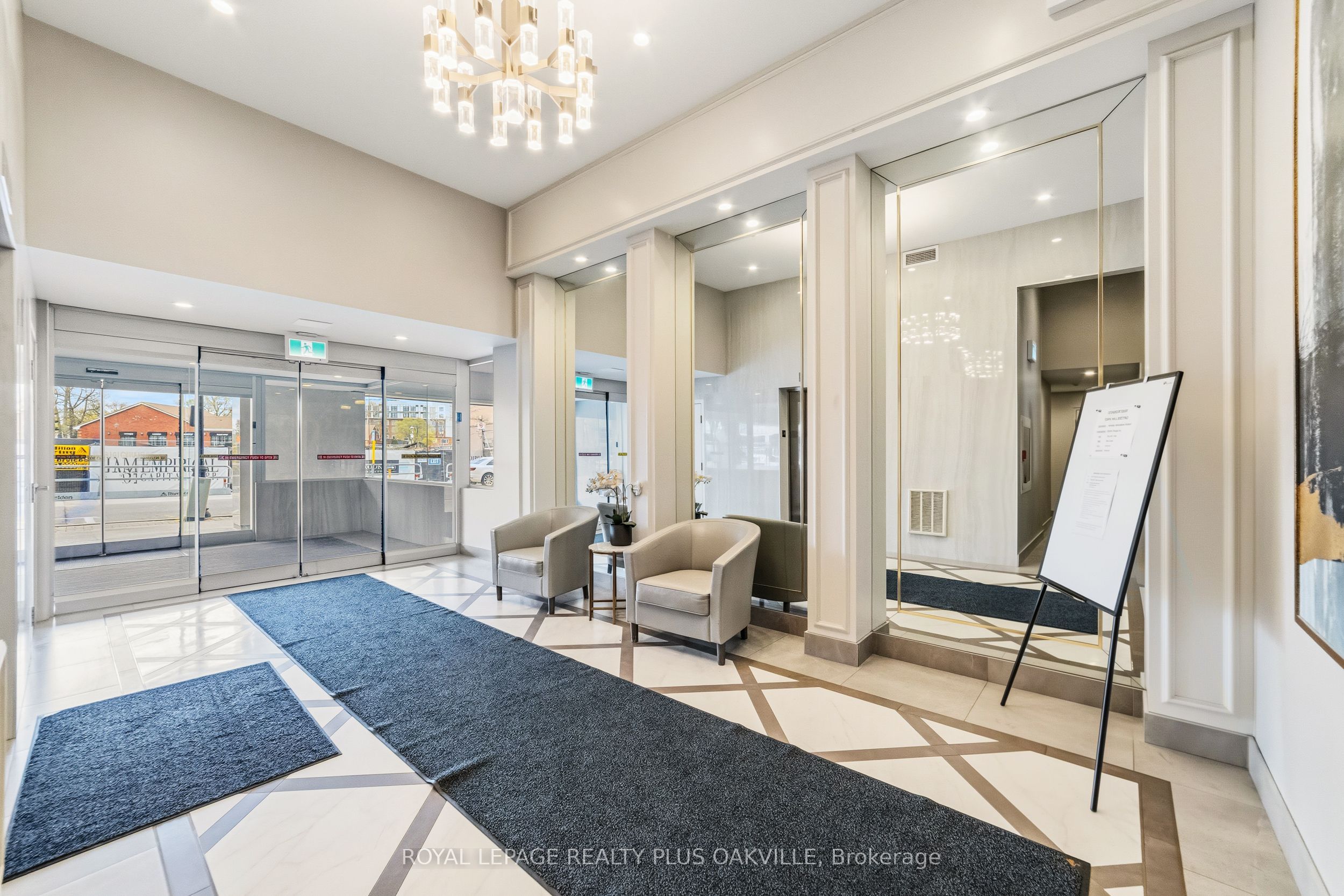 100 Bronte Road 404