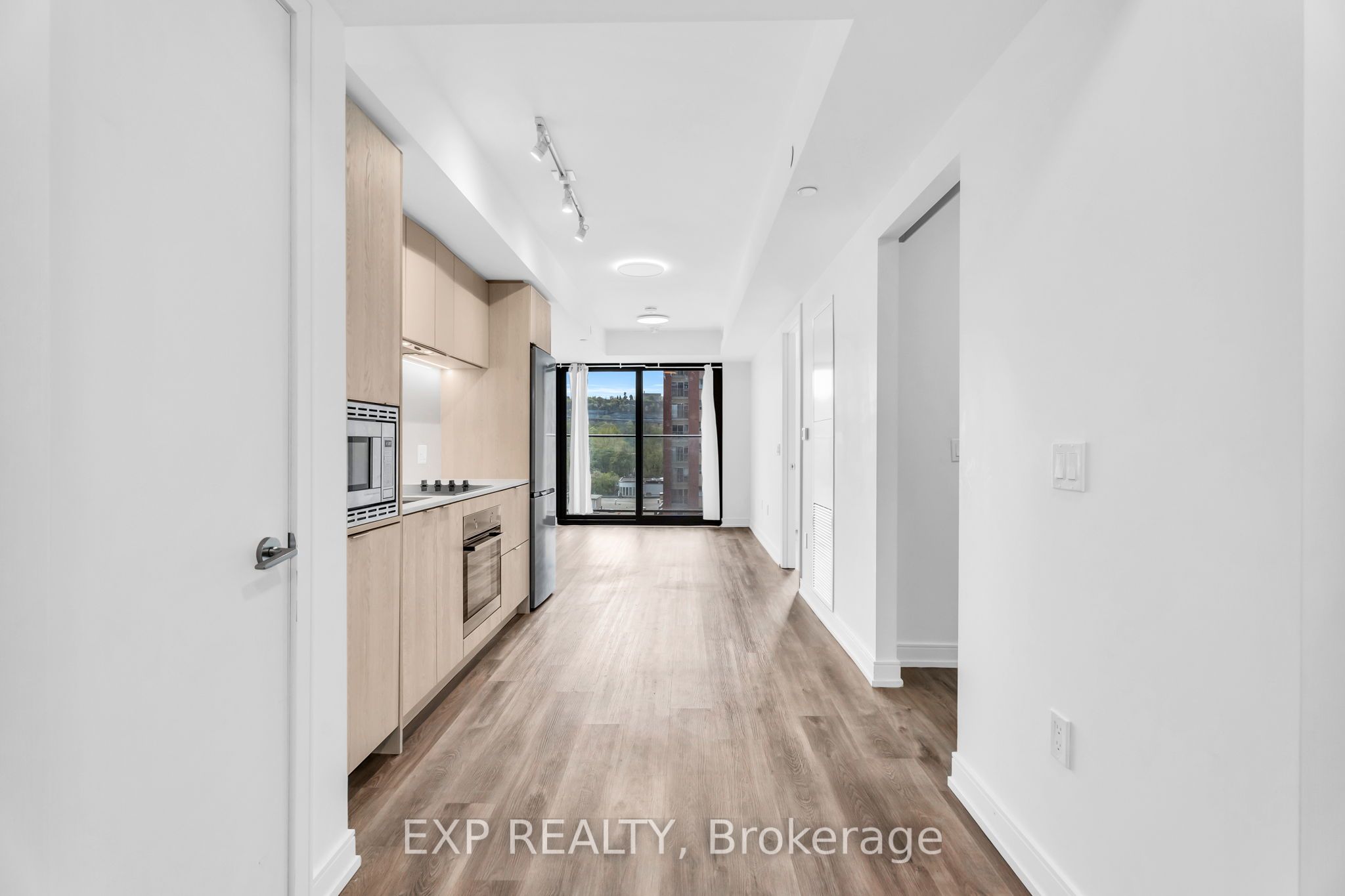1 Jarvis Street 828