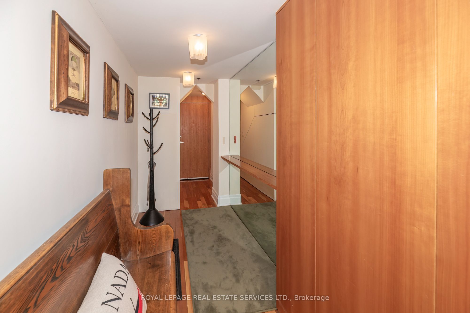 384 Sunnyside Avenue 308
