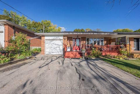 43 Sherwood Forest Drive Markham ON L3P 1P5