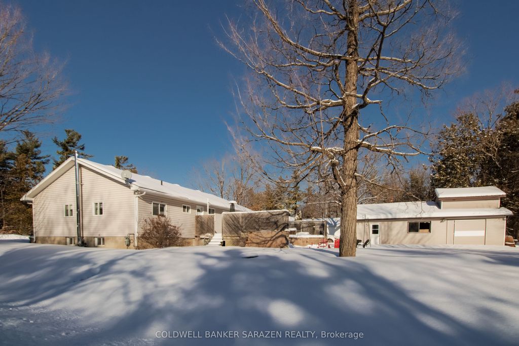 Photo of 875 Usborne Street, McNab/Braeside, ON K0A 1G0 (MLS # X12704912)