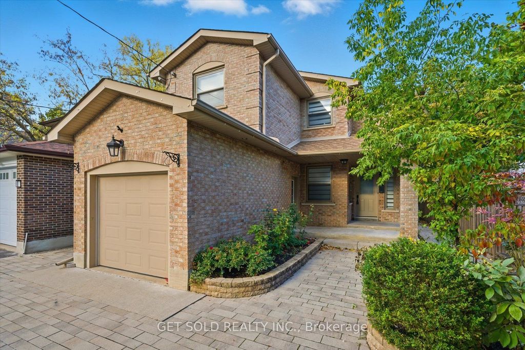 Photo of 18 Mill Street S, Brampton, ON L6Y 1S5 (MLS # W12829100)