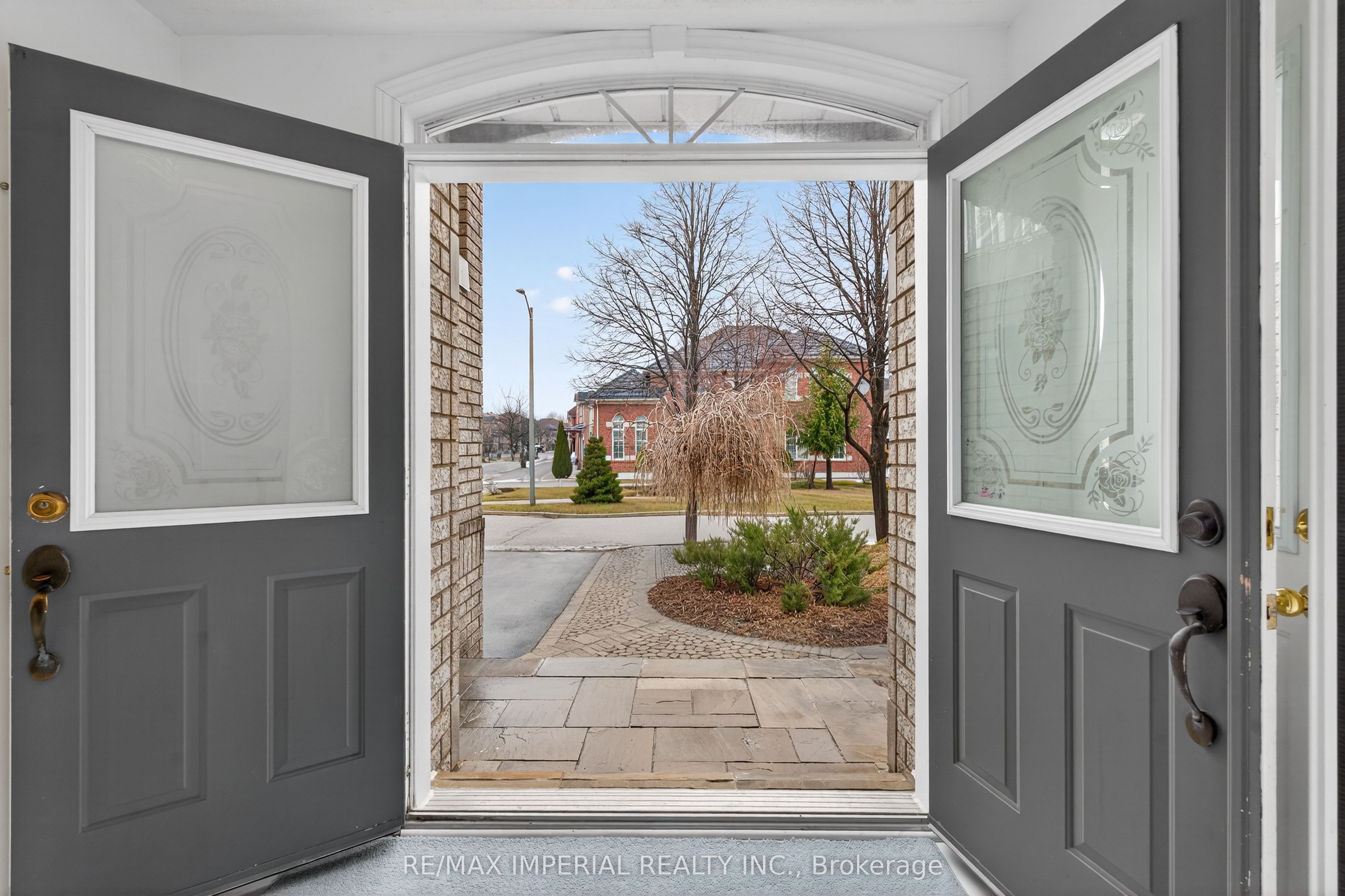 103 Ferdinand Avenue