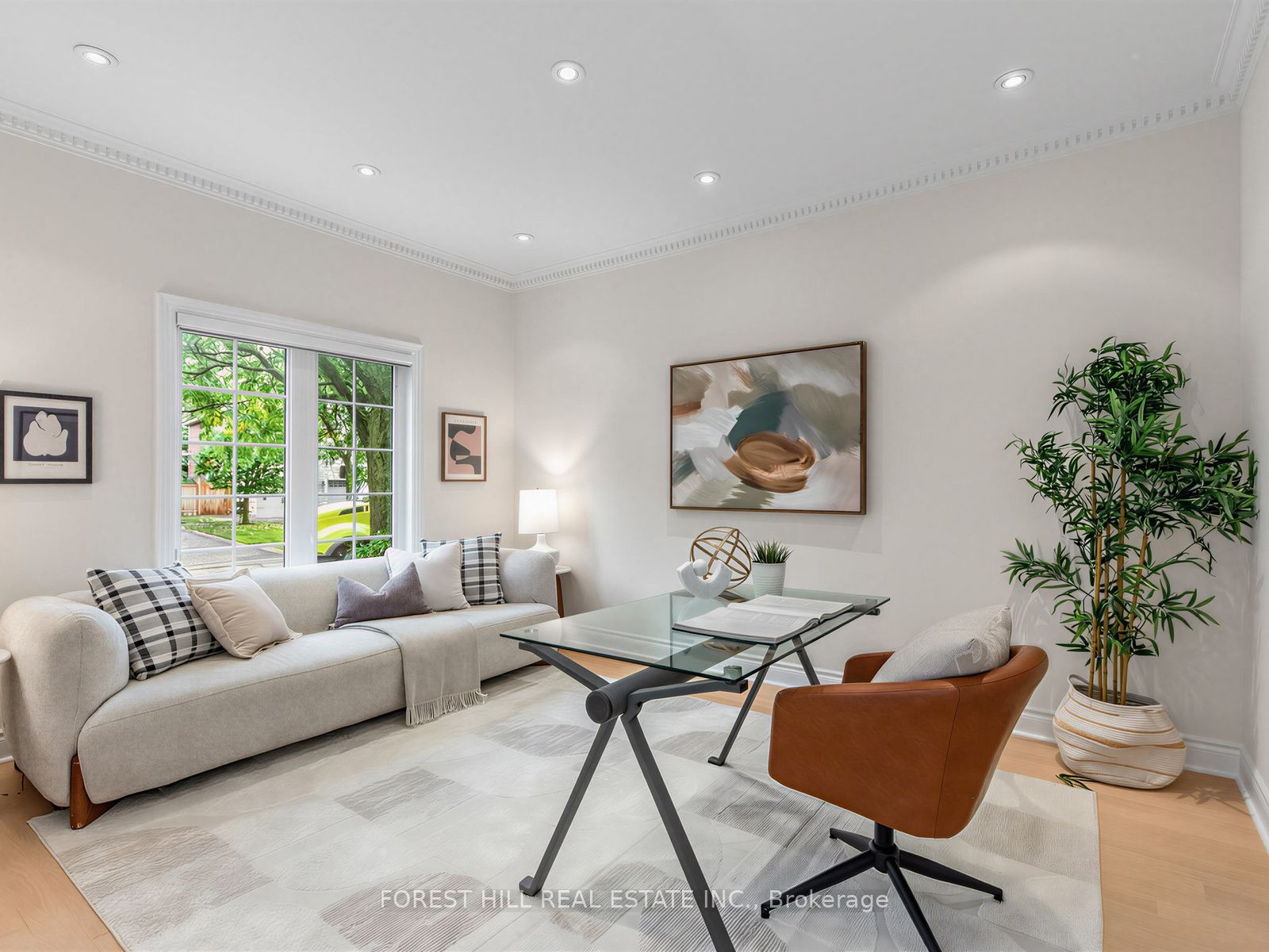 104 Sanibel Crescent